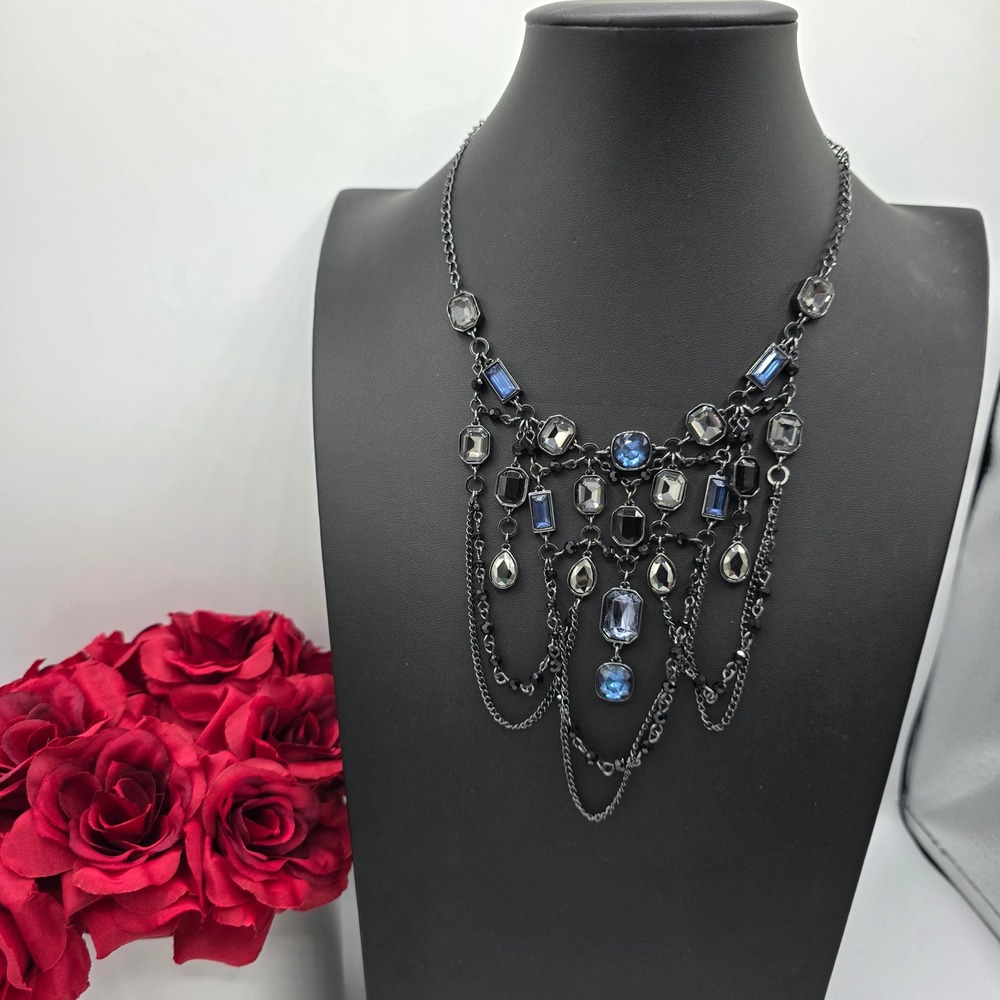 White‎ House Black Market Gunmetal Blue Black Crystal Bib Statement Necklace